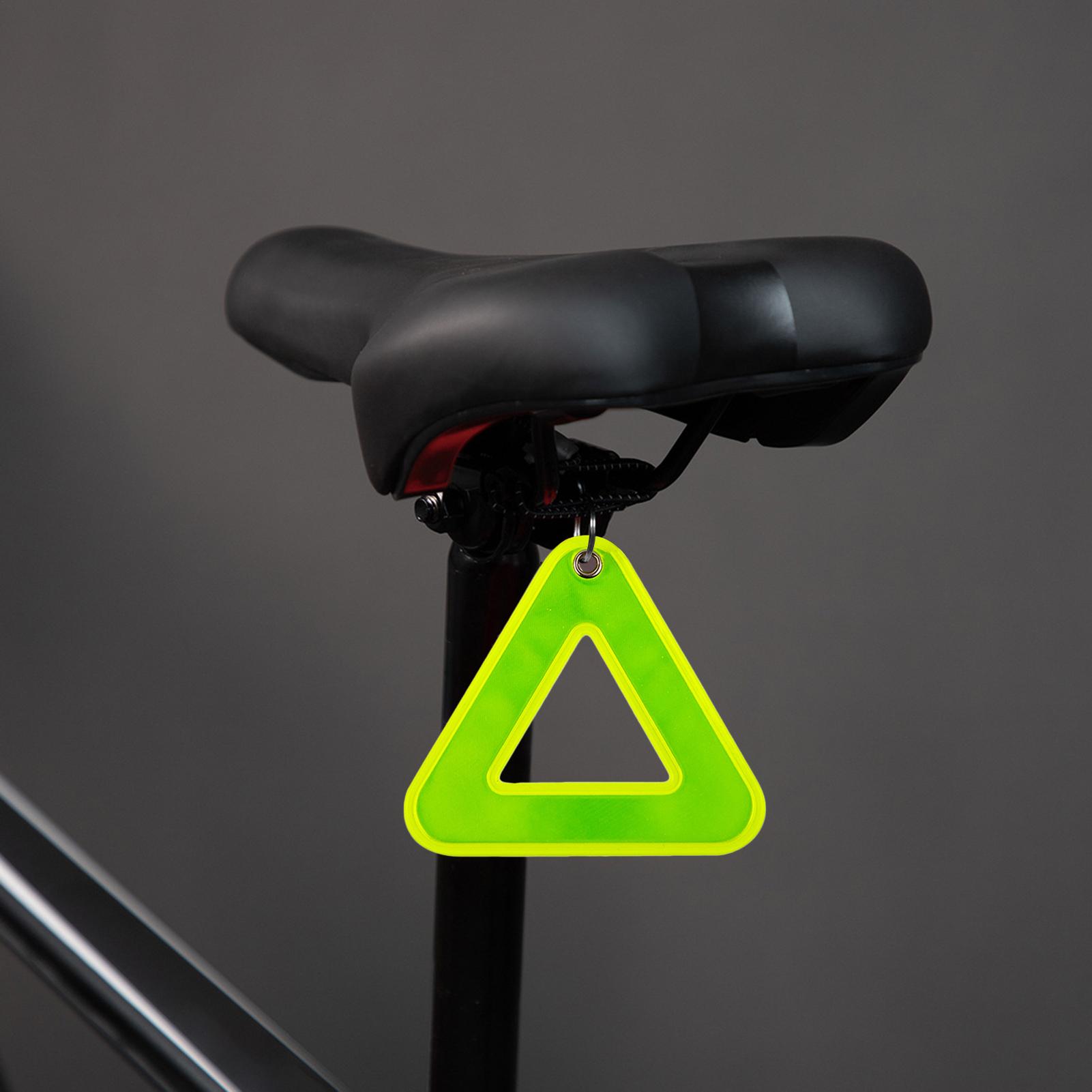 Triangle Reflective Pendants H - Running Gear For Night recension och pris